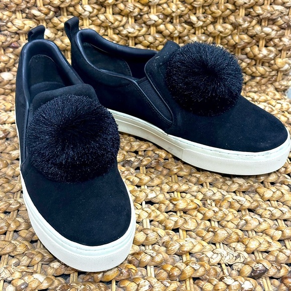 Tory Burch Shoes - Tory Burch PomPom Platform Sneakers Size 7.5